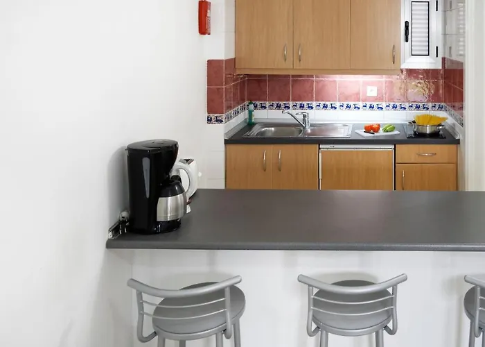 Jacarandas * بلايا ديل إنغلز